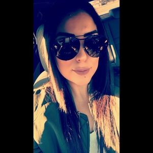 Meet your Posher, Barbara